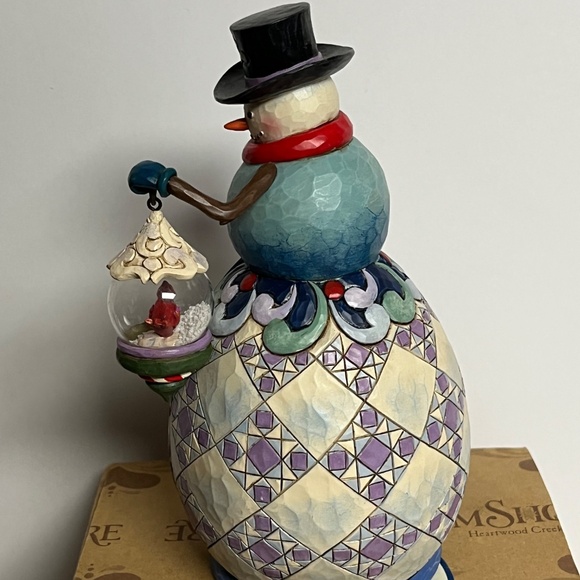 Jim Shore Winter's Beauty Heartwood Creek Snowman Snow Globe Figurine Cardinal - Picture 8 of 12